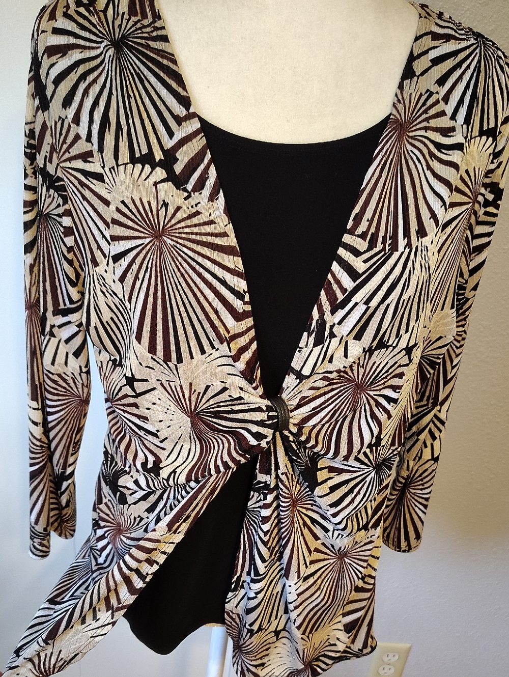 Notations Layered Top - L - Picture 4 of 11